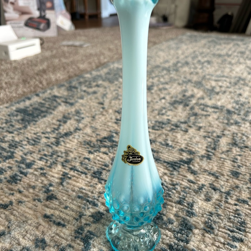 vintage Fenton blue opalescent hobnail swung bud vase.